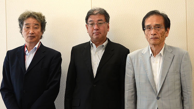 河野常務理事・中村部長岩尾専務理事