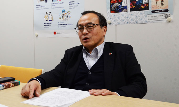 インタビューの様子